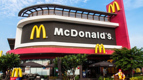 Скільки коштує франшиза МакДональдса в Україні: як її купити і відкрити успішний ресторан